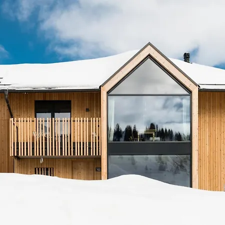 Oberlech750. Refugium Am Berg. *